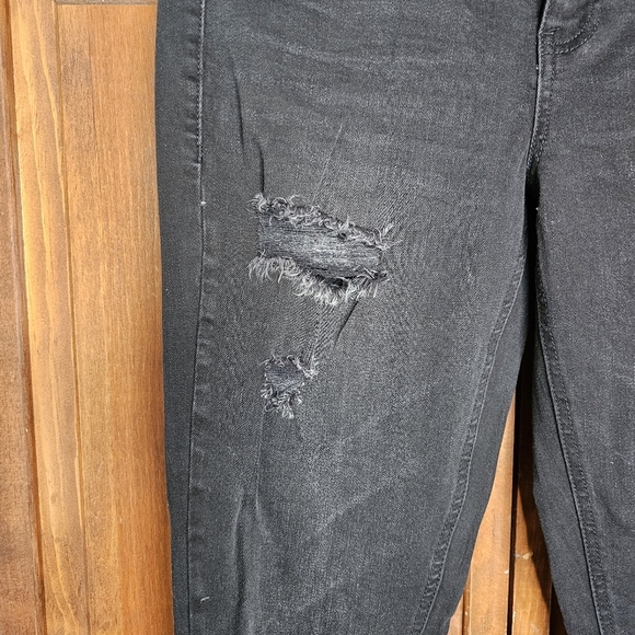 Maurices Black Distressed Skinny Jeans | Size Medium Regular M/R - Picture 3 of 12